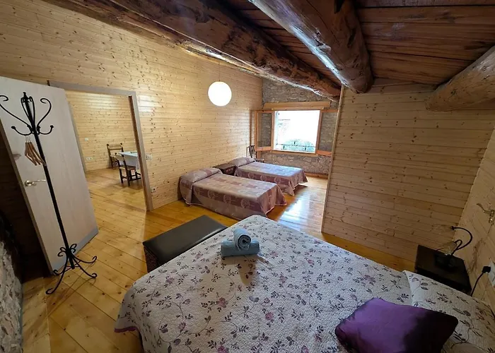 Apartment Rustic Charm In Ager, A Natural Paradise *